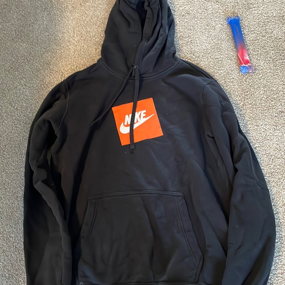 nike hoodie